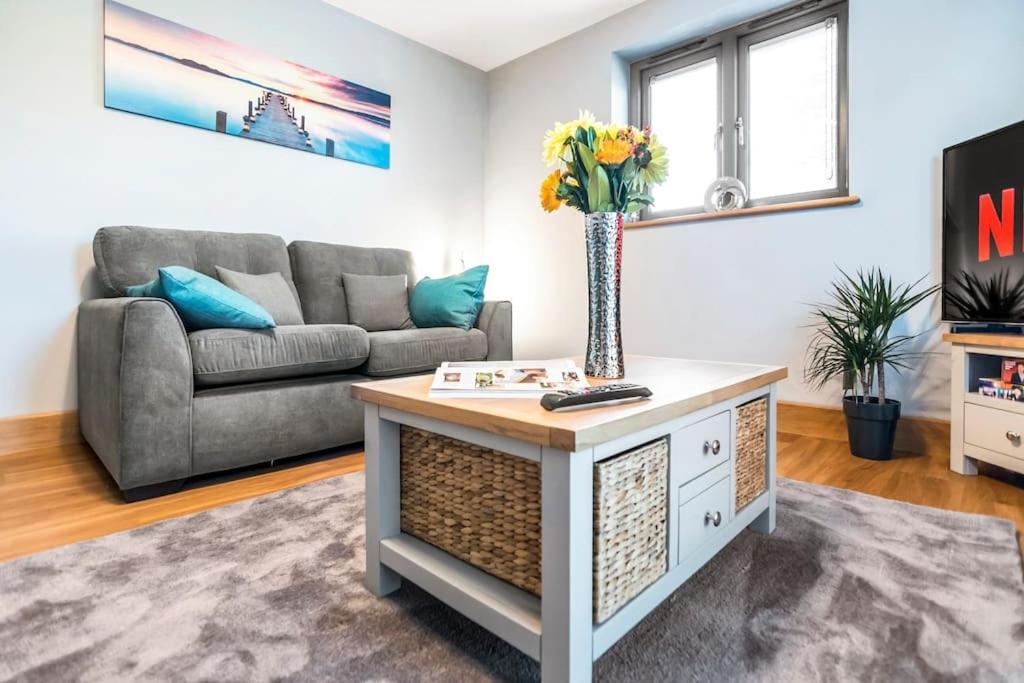 Isabel'S Wing! A Stunning 2 Bedroom Property 诺里奇 外观 照片